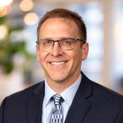 Erik Allen Headshot
